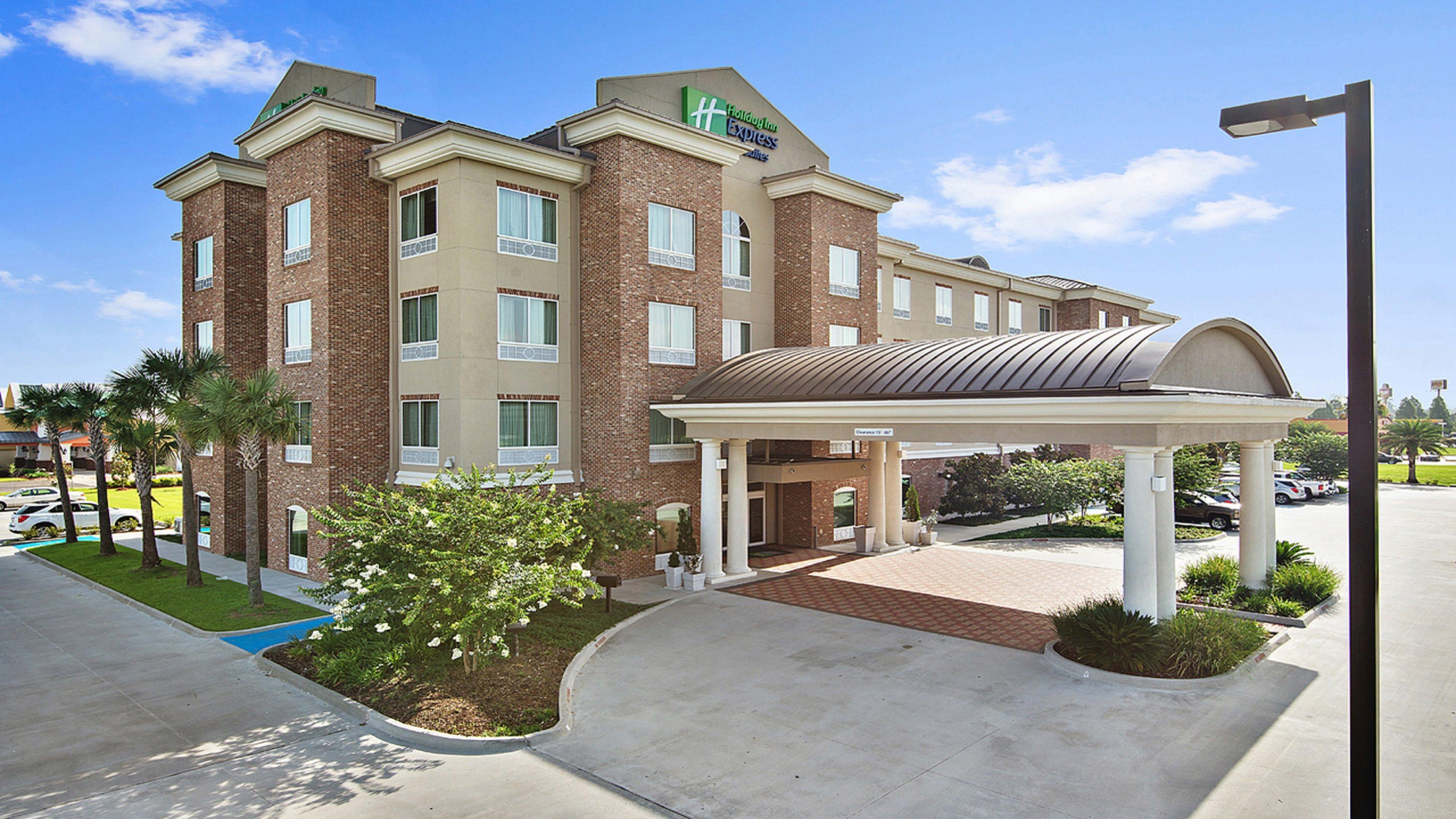 Holiday Inn Express & Suites Gonzales, An Ihg Hotel Exterior foto
